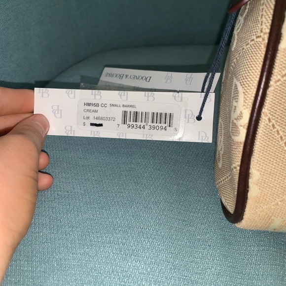 NWT Dooney & Bourke purse - Picture 5 of 5
